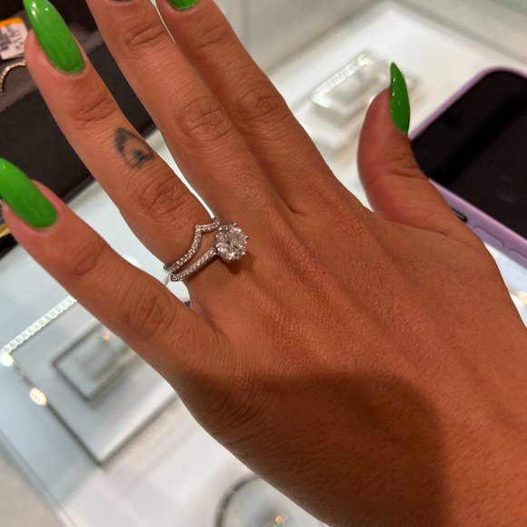 Tiffany Soleste V Ring - Picture 9 of 10